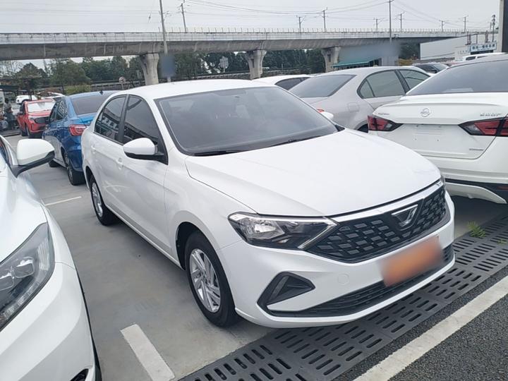 VA3 2019 1.5L MT Progressive photo 3