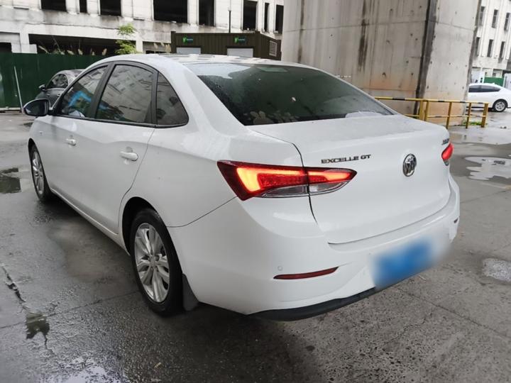 Excelle 2021 Facelift Classic 1.5L AT Elite photo 4