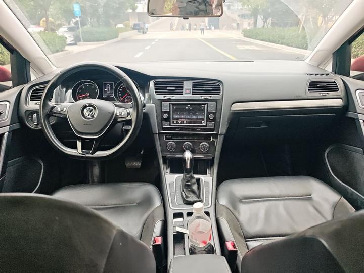 Golf 2018 230TSI AT Comfort photo 5