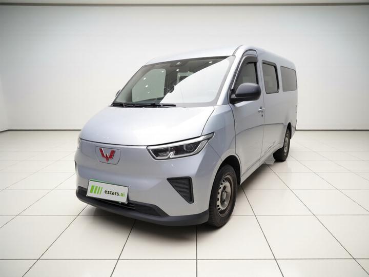Wuling 2024 300km Comfort Bus 60kW