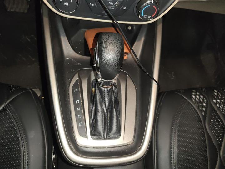 Escort 2017 Facelift 1.5L AT Comfort photo 6