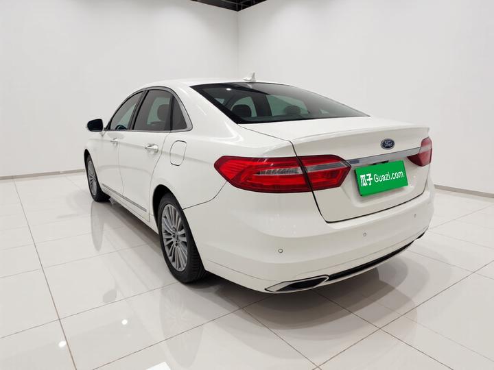 Taurus 2017 EcoBoost 245 Luxury photo 4