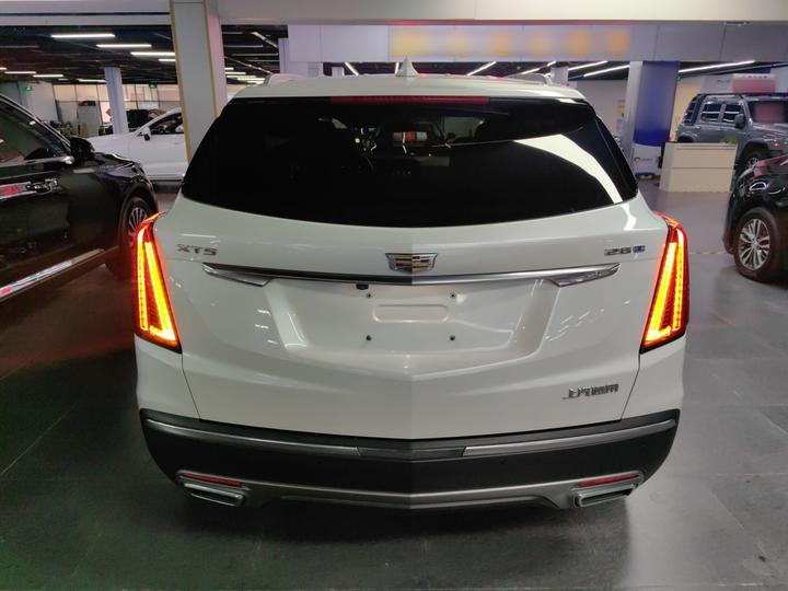 XT5 2022 2.0T RWD Luxury photo 3