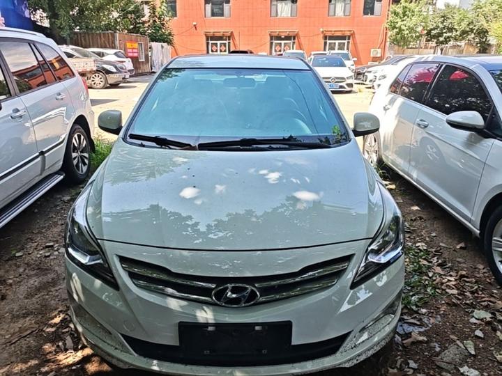 Verna 2014 1.4L MT Smart GLS photo 2