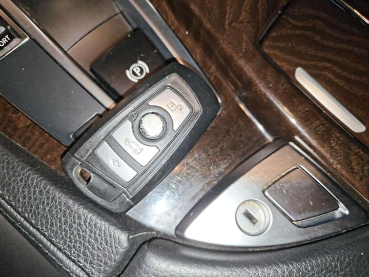 5 Series 2014 528Li Leading photo 8