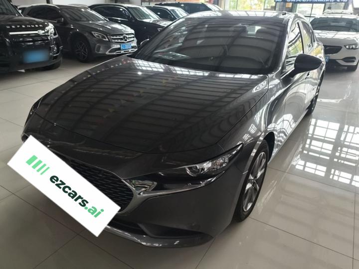 3 Axela 2020 1.5L AT