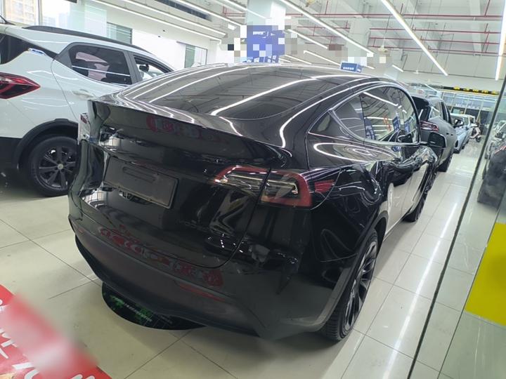 Model Y 2022 Facelift RWD photo 4