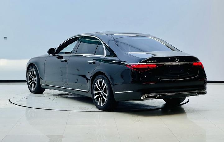 S-Class 2022 S 400 L Luxury photo 4