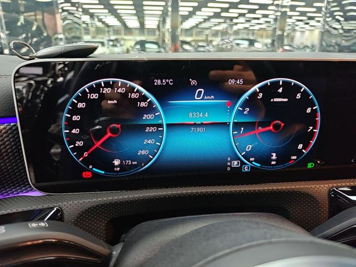A-Class 2019 Facelift A 200 L Sport photo 7