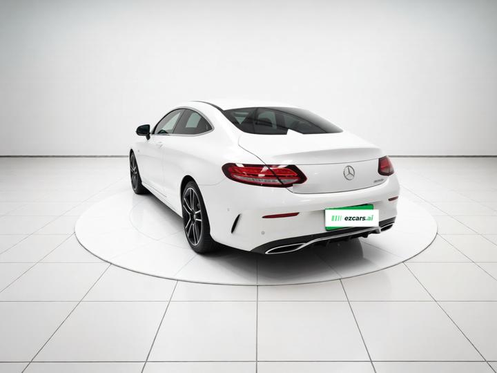 C-Class Imported 2020 C 200 Coupe photo 4