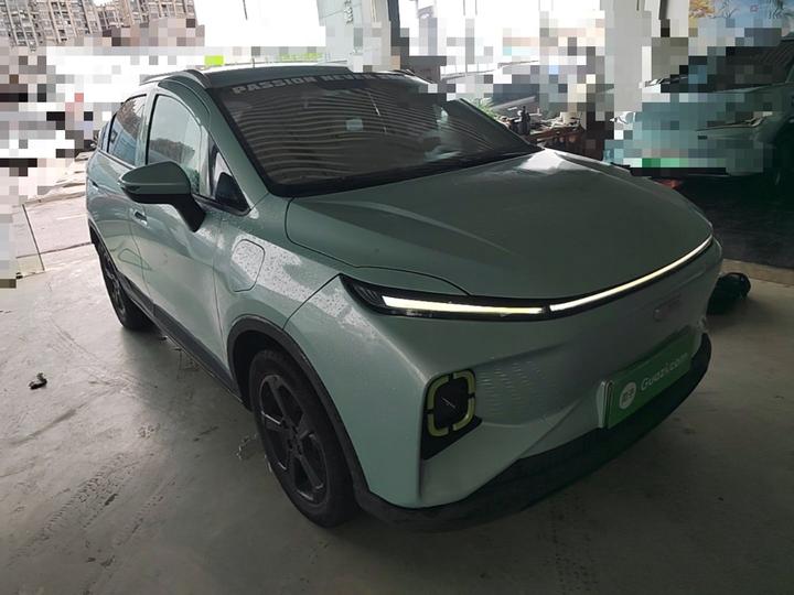 E Firefly 2023 320KM 5-Seater photo 3