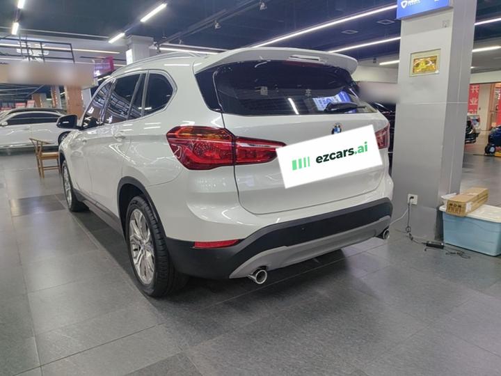 X1 2018 sDrive20Li Leading photo 4