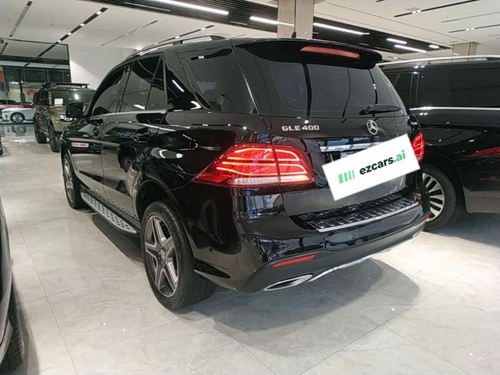 GLE Imported 2017 GLE 400 4MATIC photo 4