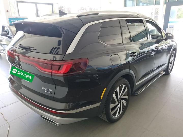 2021 380TSI AWD Luxury Pro photo 4