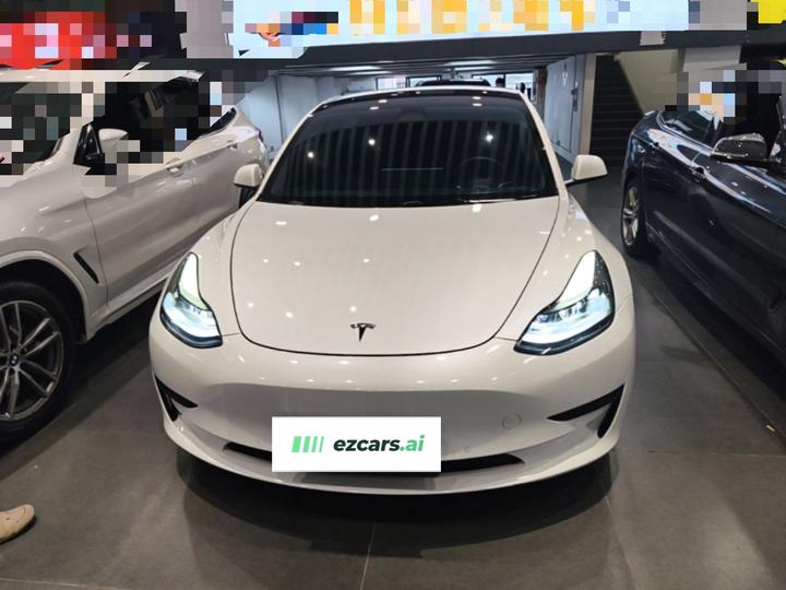 Model 3 2022 RWD photo 2