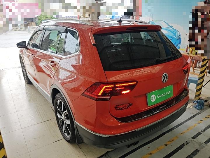 Tiguan L 2018 330TSI AT RWD Flagship photo 4