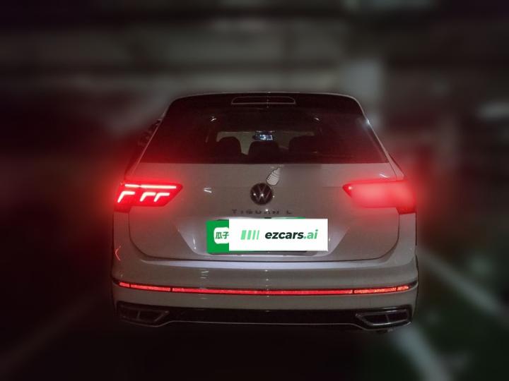 Tiguan L 2022 330TSI AT RWD R-Line photo 5