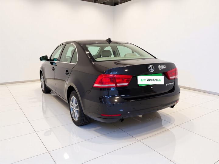 Santana 2013 1.6L MT photo 4