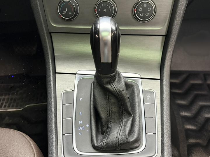 Golf 2015 1.4TSI AT Comfort photo 5