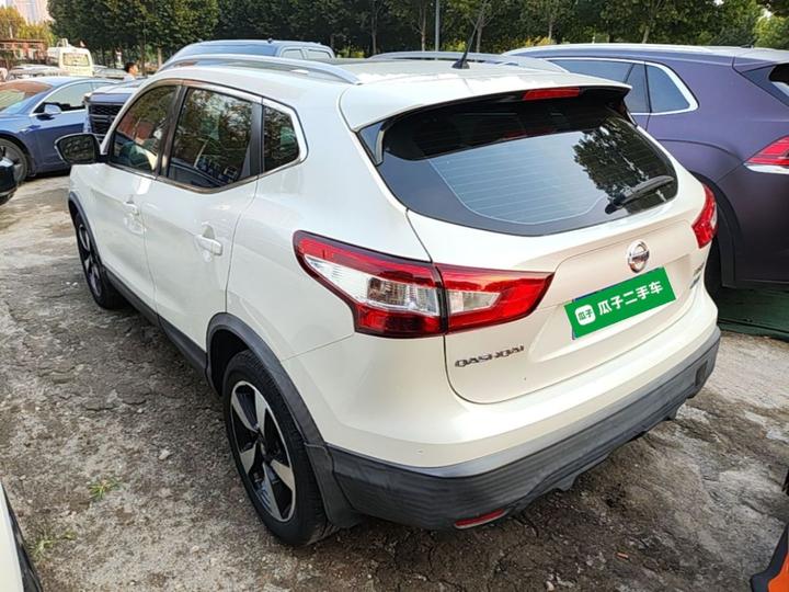 Qashqai 2016 2.0L CVT Luxury photo 4