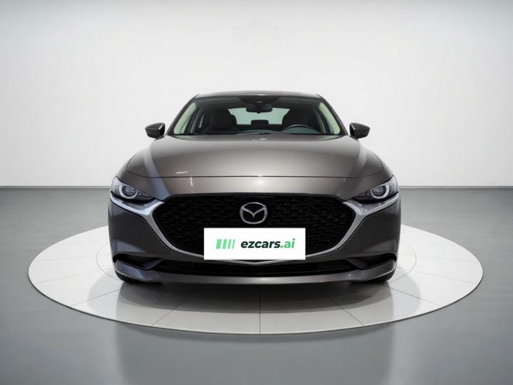 3 Axela 2023 2.0L AT photo 2
