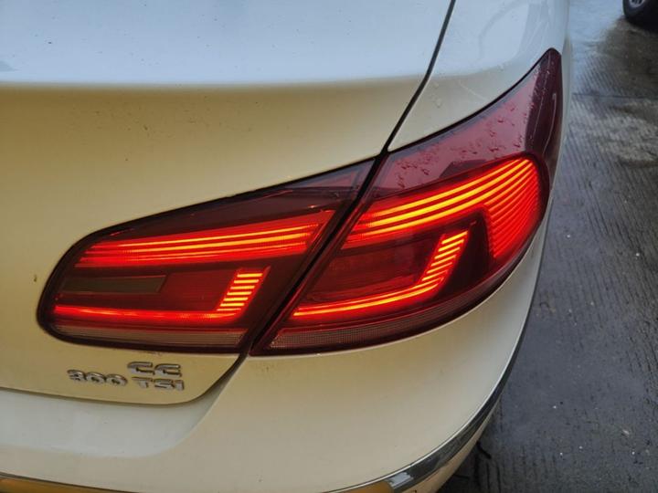 FAW-Volkswagen CC 2016 1.8TSI Luxury photo 7