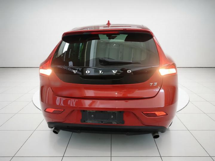 V40 2019 T3 photo 3