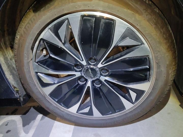 Seal 2022 550km Standard Range RWD Premium photo 8