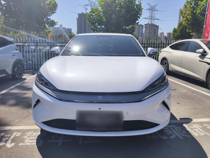 Qin L 2025 EV 545KM Excellence photo 2