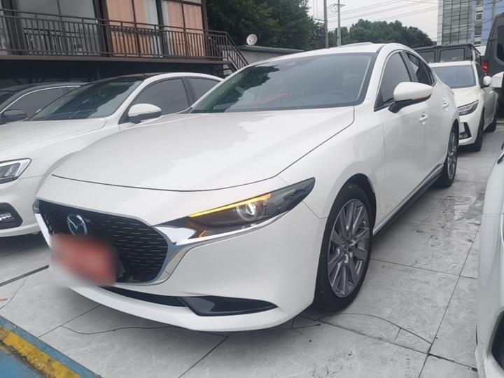 3 Axela 2023 2.0L AT