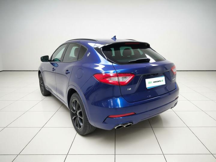 Levante 2018 3.0T Luxury photo 4