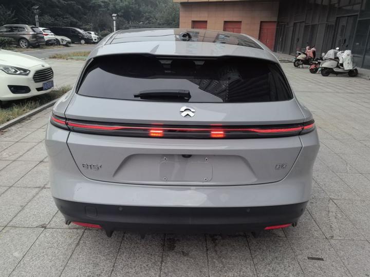 ET5T 2024 75kWh Touring photo 3