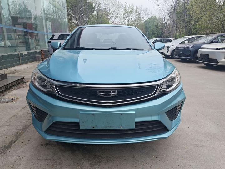 Vision 2020 1.5L MT photo 2