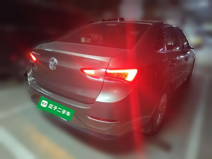 Excelle 2019 15T DCT Elite China VI photo 4