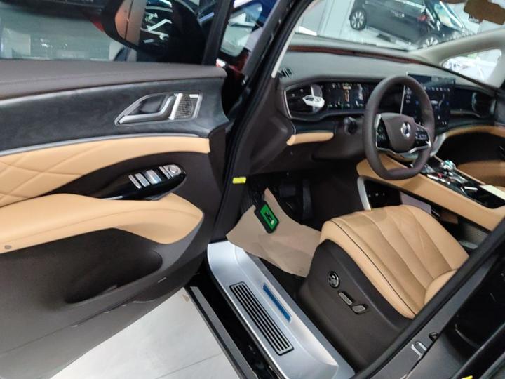 D9 2024 DM-i 980 AWD Premium photo 3
