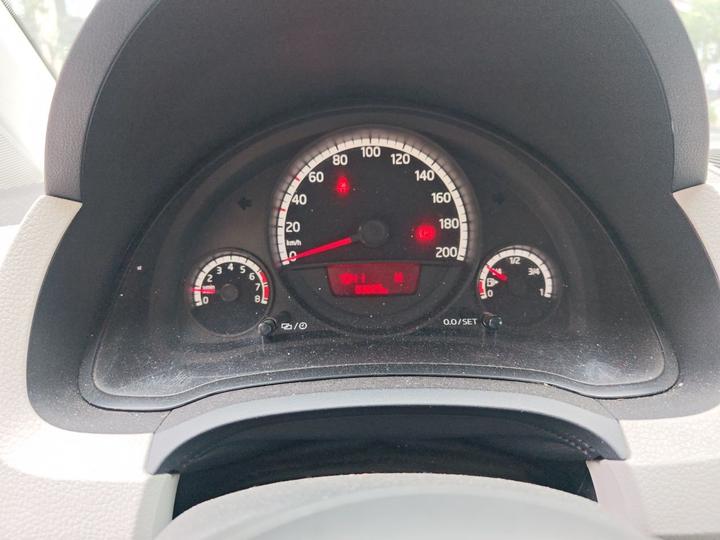 up! 2015 1.0L move up! photo 4