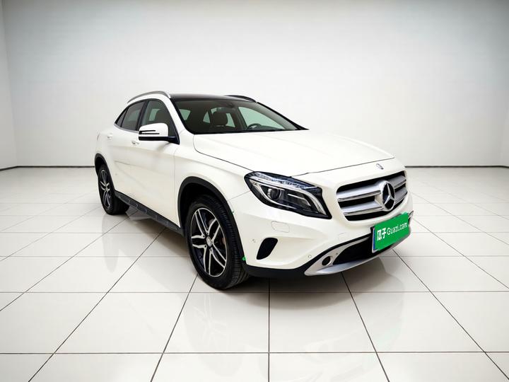 GLA 2016 GLA 220 4MATIC Fashion photo 3