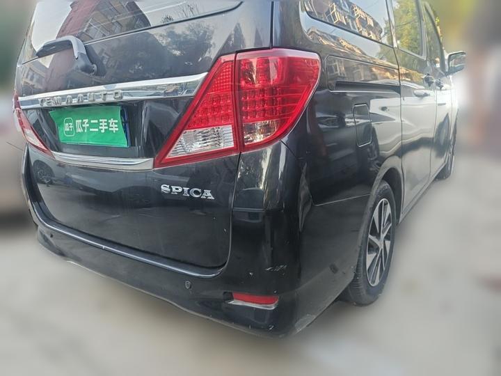 2018 1.5L MT Luxury photo 6