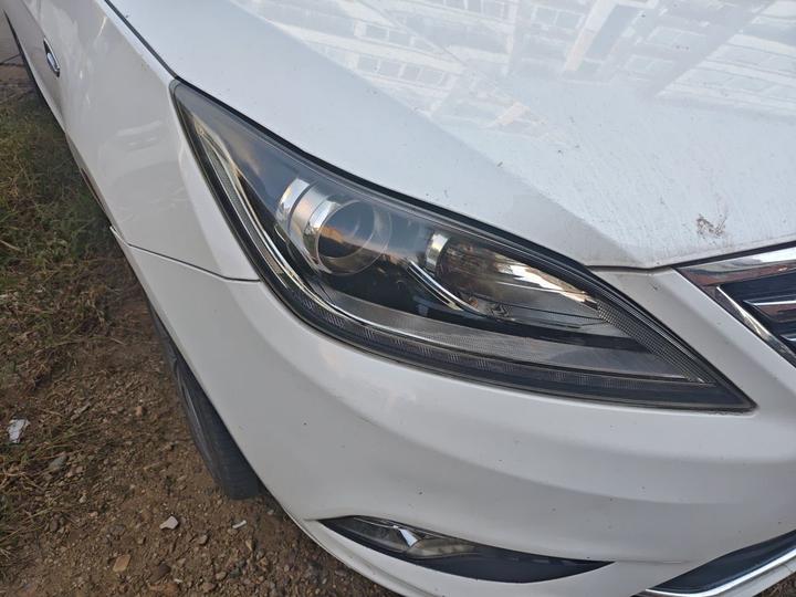 Eado 2015 1.6L MT Luxury IV photo 7