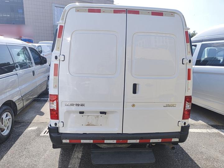 Transit 2019 2.8T Short Wheelbase 3-Seater China VI JX493 photo 3
