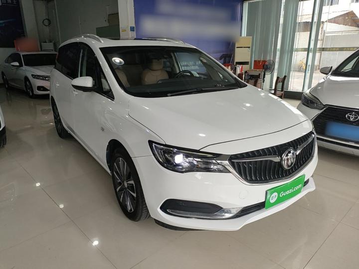 GL6 2021 323T Mild Hybrid Luxury photo 3