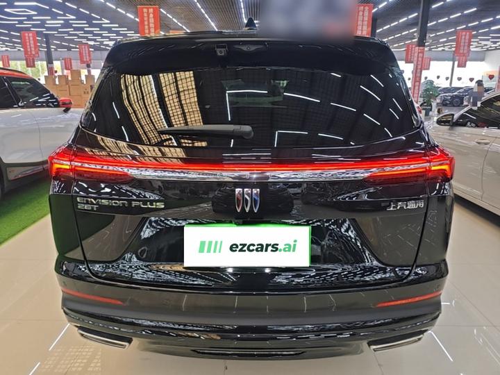 2025 Envision Plus 28T RWD photo 3