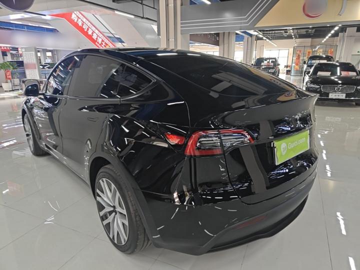 Model Y 2022 Long Range AWD photo 4