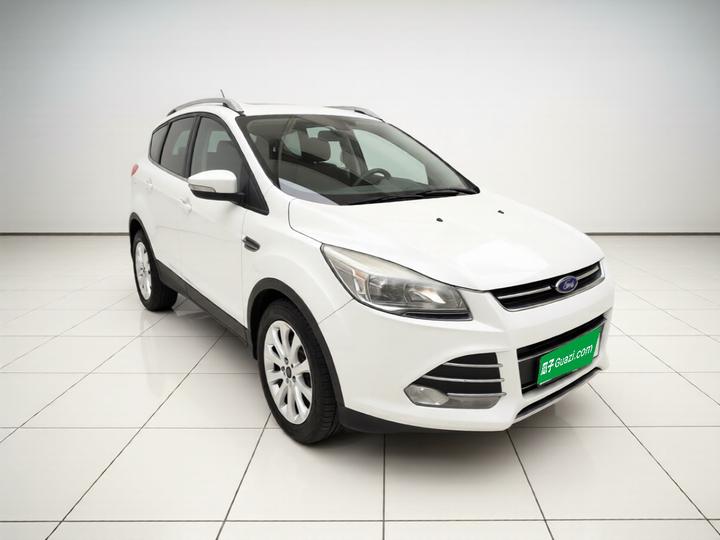 Kuga 2013 1.6L GTDi RWD photo 3