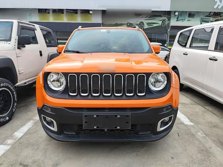 Renegade 2018 180T AT photo 2