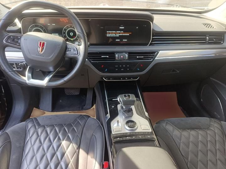 HS5 2019 2.0T Connected photo 5