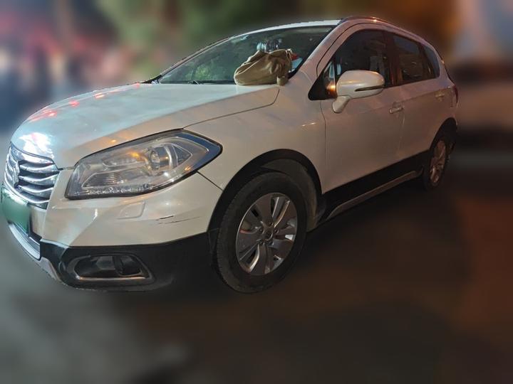 2014 1.6L CVT RWD Elite