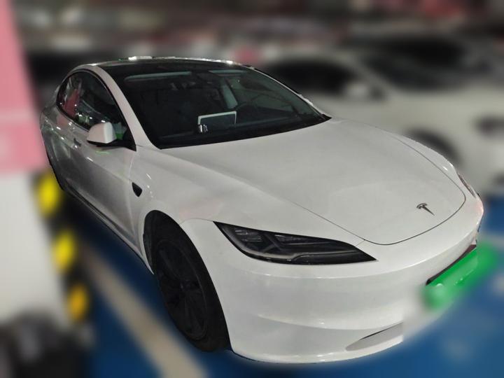 Model 3 2023 RWD photo 3