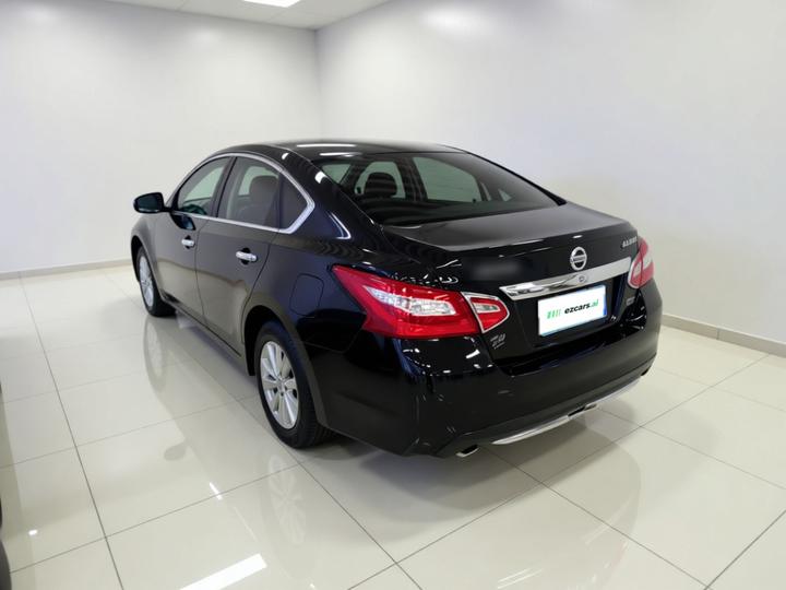 Teana 2016 Facelift 2.0L XL Comfort photo 4