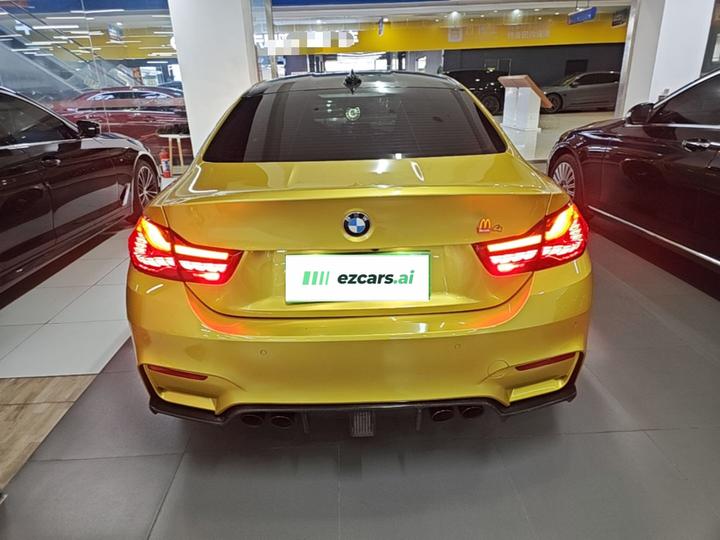 M4 2019 M4 2-Door Coupe photo 5